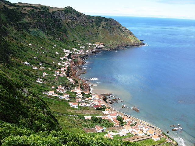 _PyBTravel's tweet photo. El verano todavía no ha terminado. LAS AZORES, una escapada perfecta. www. https://t.co/lQg18SSN8P 

 #azores #portugal #vacaciones #holidays #egiptología #viajar #europe #america #australia #europa #noruega #oslo #lillehammer #ski #vikingos #viajaconpybtravel https://t.co/NSaur7Gn1Z