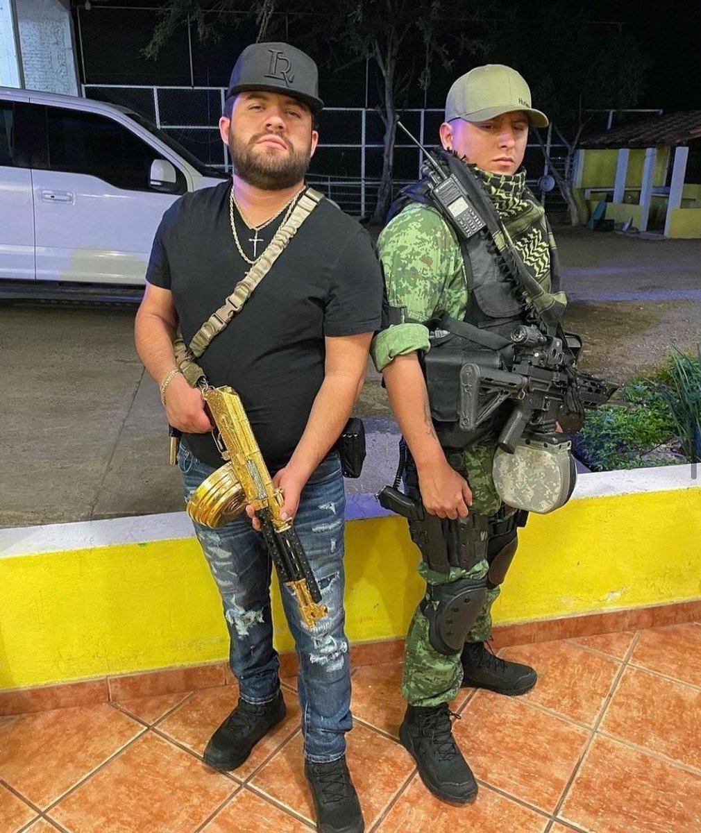 C Λ P O $ 😈 (@picscapos) on Twitter photo 