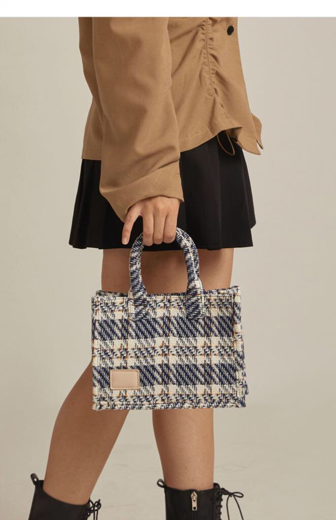 Ineed.somebag / เปิดร้านใหม่แจกของค้าบ tweet media