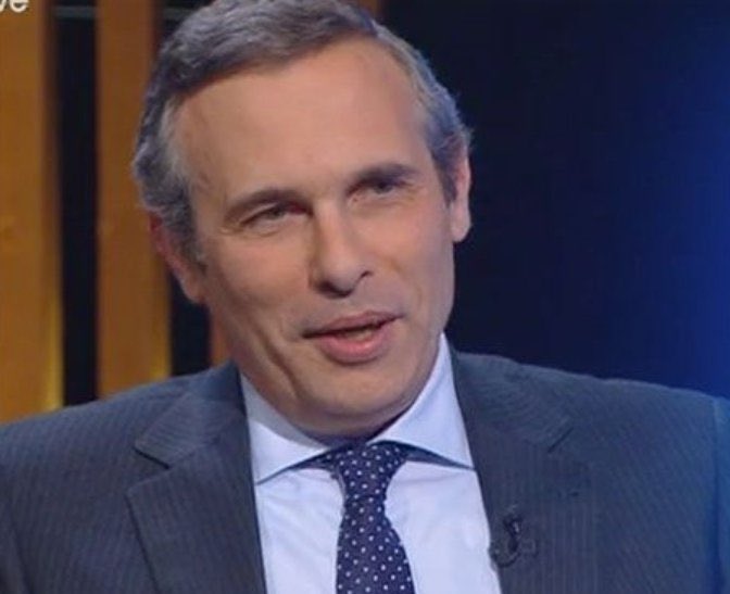 Admiració i respecte infinits cap a un home insubornablement compromès amb la causa de Catalunya i la seva llibertat. Honestedat. Solvència. Lleialtat. Discreció. És un honor servir a costat teu, <a href="/josepalay/">Josep Lluís Alay</a>.