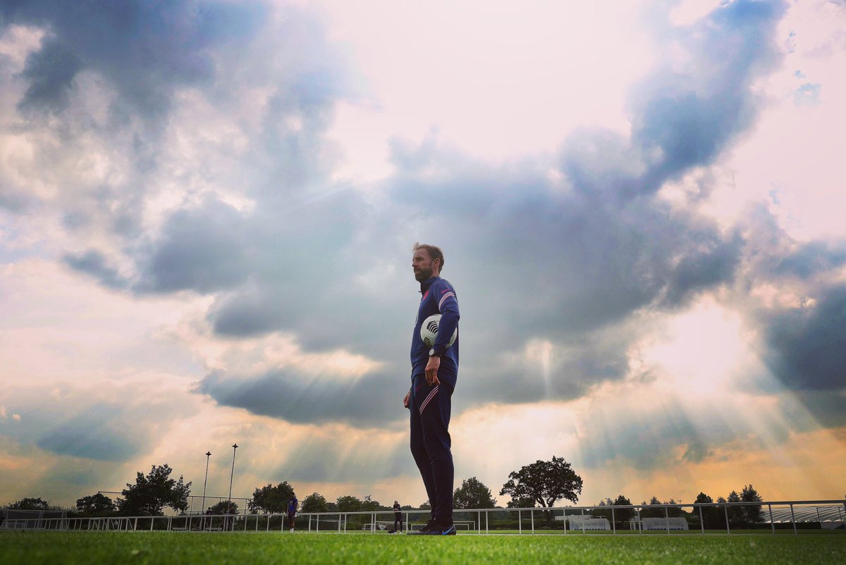 eddie_keogh's tweet photo. A ray of sunshine. #ThreeLions #gettyfc #sportsphotography #canonphotography @GettySport @EnglandFootball @England @CanonEurope @CanonUKandIE https://t.co/beD7komIMh