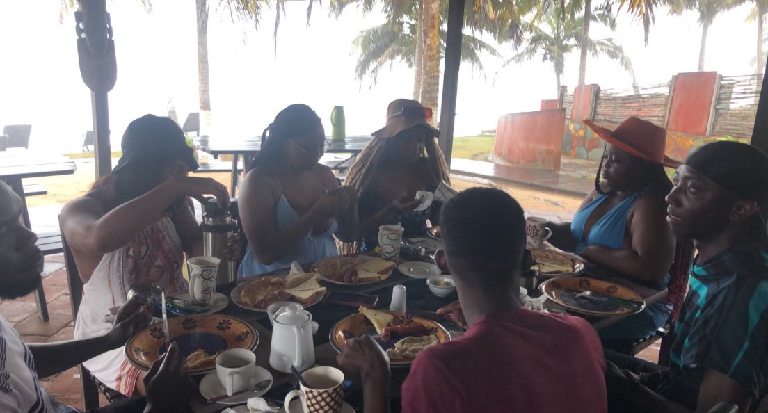 theexplorersint's tweet photo. Early mornings are for breakfast 🍳.
•
#Breakfast #TheExplorersGH #TheExplorersInt #Funpeople #TheExplorers https://t.co/90voQWl1pB