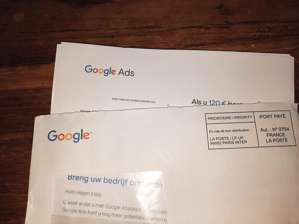 Direct mail, it's so powerful even Google relies on it to convince people of Google Ads...
#directmail #print #google #marketing