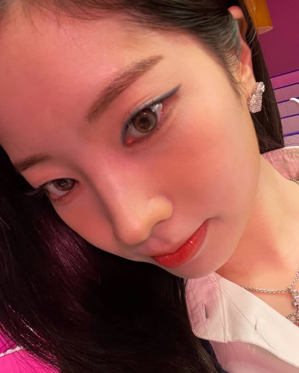 twicebot_'s tweet photo. #TWICE #트와이스 #TheFeels #GetTheFeelsWithTWICE https://t.co/lozI6rVMhl