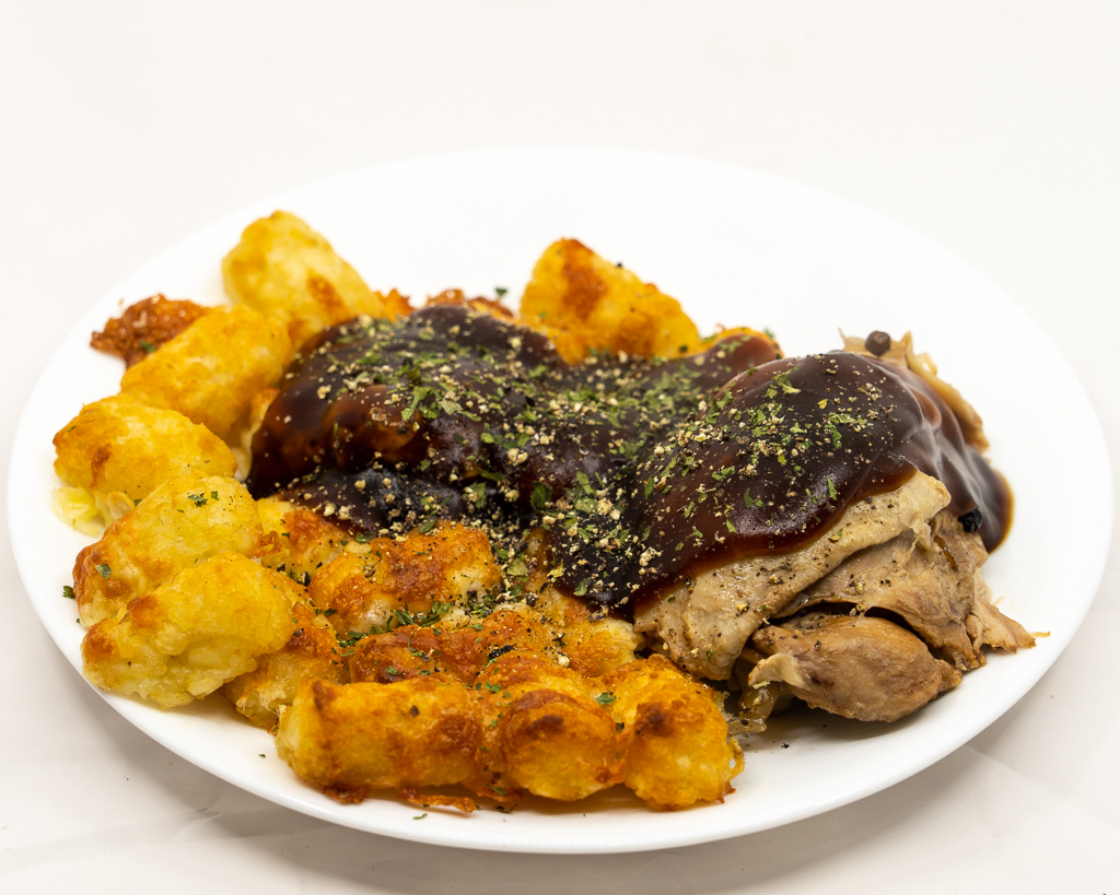 Saturday lockdown dinner. Gary's poutine. Pressure cooker Chicken Potato gems Cheese Gravy.  #lockdown #cbrlockdown #actlockdown