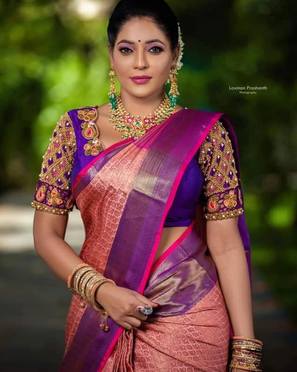 FilmFlickoff's tweet photo. Alluring #Reshmapasupeleti 💜
@reshupasupuleti https://t.co/3PPFjrttW5