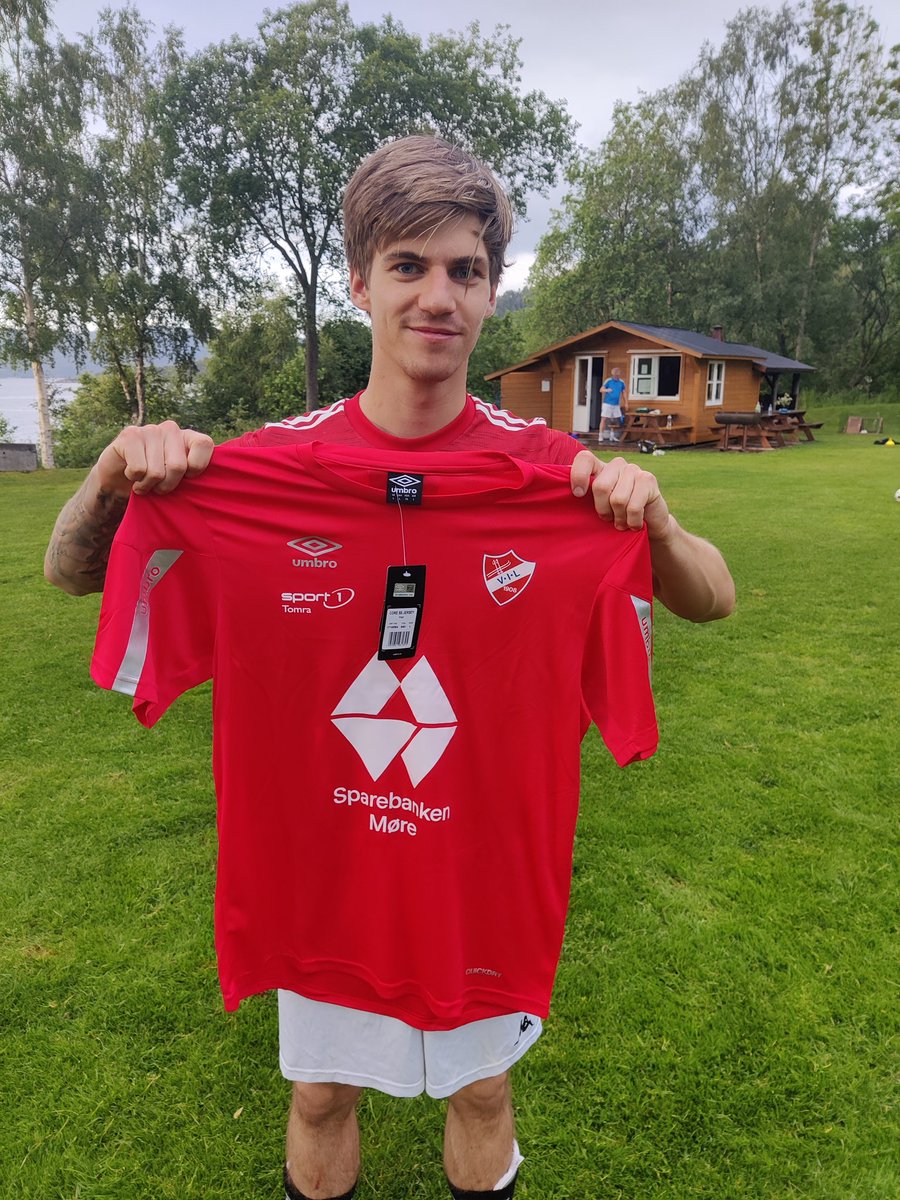 Dagens andre debutant er @spvaage Lynrask angriper som liker å utfordre en mot en. Kan lage mye baluba for motstandernes forsvarer. ⚽💪👌