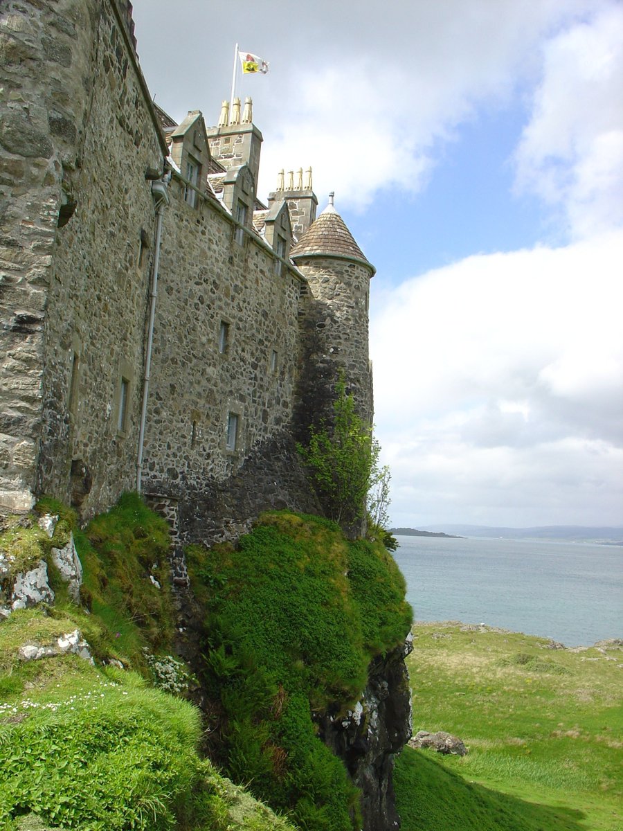 Duart Castle, Mull tweet media