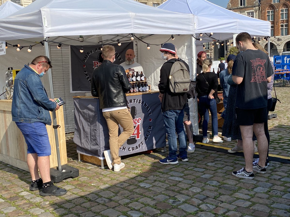 🍺 Le Beer Potes Festival vient d’ouvrir ses portes sur la Grand Place 

📆 Au programme de ces deux jours houblonnés : 

📍Des dégustations 
📍Des concerts 
📍Des rencontres avec les 50 brasseurs régionaux