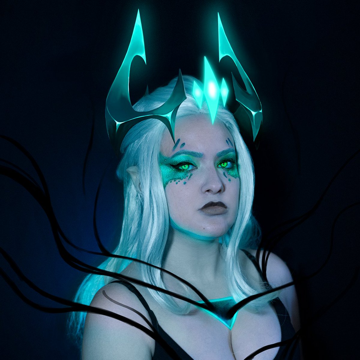 shyvana ruined
petite photo + édite

#Cosplay #LeagueOfLegends