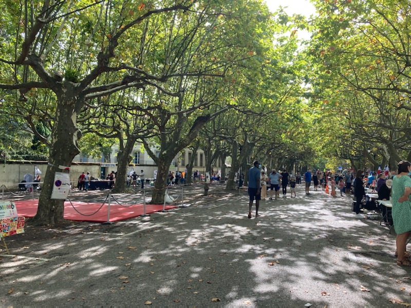 CompagnonsO's tweet photo. Les Compagnons au cœur de l'effusion associative de Lodève toute la journée ! Venez échanger avec nous ! @LodevoisLarzac @villelodeve https://t.co/IGQxY22eJW