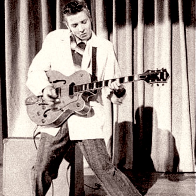 goodtimesea's tweet photo. アメリカンゴールデンエイジを語る時にかかせないカルチャー、ROCKABILLY！黒人音楽のブルースと白人音楽のヒルビリーが融合したロカビリー 。センセーショナルな音楽は、瞬く間に戦後のアメリカを彩った。
#goodtimesea
#グッドタイムシー
#エディコクラン https://t.co/lvfW3N7ECF