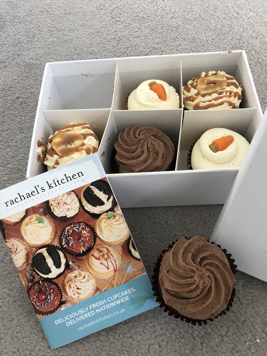 katiejoymacphee's tweet photo. Lovely cupcakes from @Rachaelskitchen just arrived for a weekend treat! Can’t wait to eat them and great customer service! #rachaelskitchen #cupcakes #yummy https://t.co/bXET9zCo2h