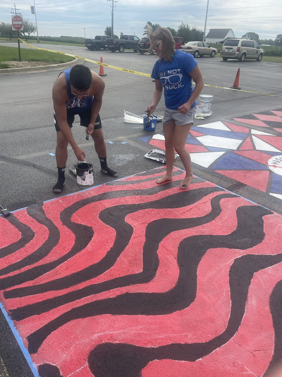 MrsCheney_MGHS's tweet photo. It’s great to see former students coming out to help our seniors put the finishing touches on their parking spaces. Looking great out here class of ‘22. #WeAreMG https://t.co/08Iy7T6ilC