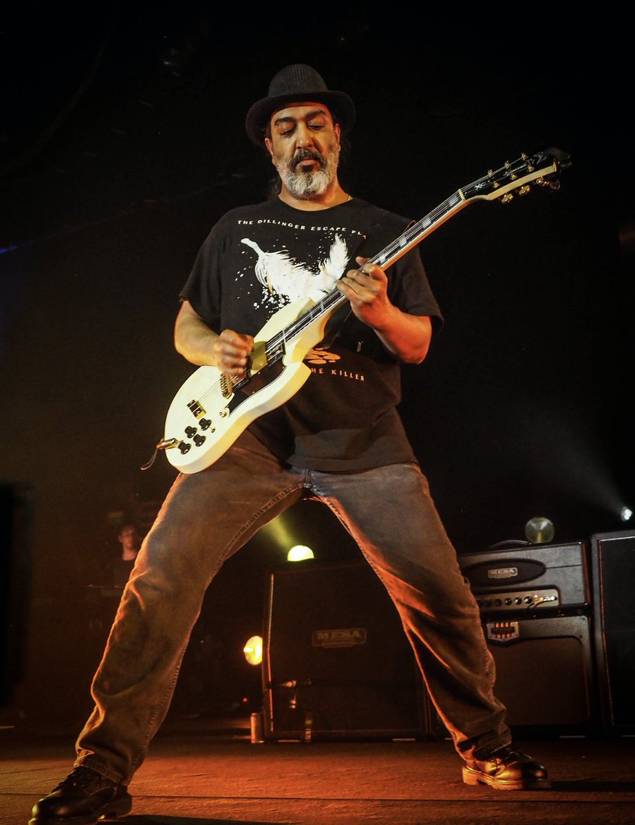 soundgarden's tweet photo. Happy 61st Birthday to our big-hearted guitar guru Kim Thayil.  We love you Kim! -Matt Cameron and Ben Shepherd

 📷: Paul Lorkowski https://t.co/vsz8p1YDkQ