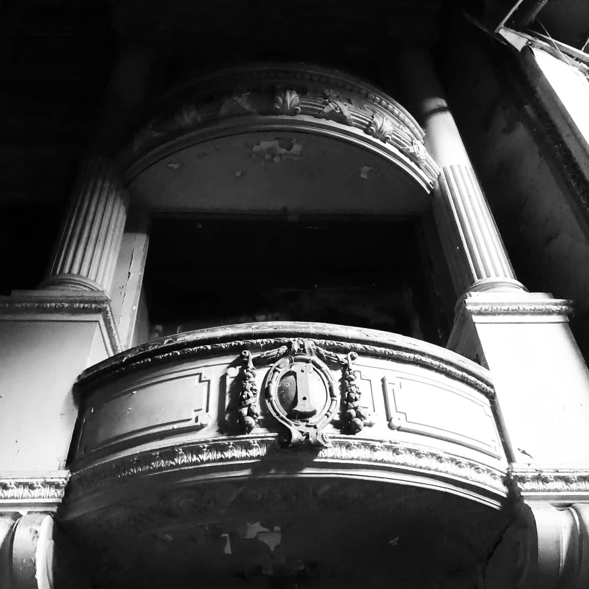 Forming part of the #BurnleyEmpire auditorium are two lavishly decorated #theatre boxes at each side of the stage. These decorative double boxes were designed by theatrical #Architect #BertieCrewe in 1911 and remain in good condition over a 100 years later...