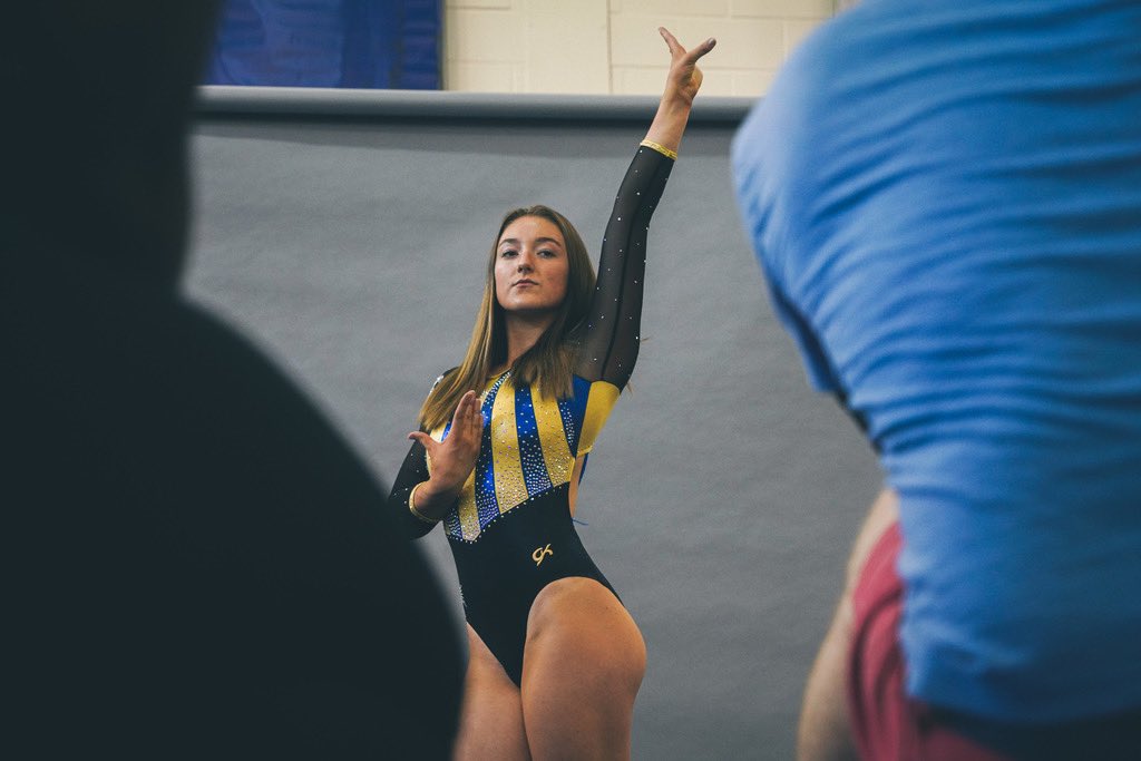 Picture Day is in the books, which means 2022 is just around the corner! 👀✨ 

#HailWV
