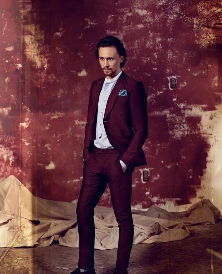 Tom11lover's tweet photo. With brown shade 💝
#tomhiddleston #loki #brown #actor #thor https://t.co/vW9vx060yD