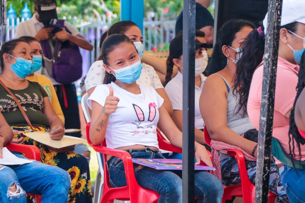 JuanGZuluaga's tweet photo. Ya estamos en la jornada de postulación digital para el proyecto de vivienda Encanto de la Morena en Barranca de Upía. Hoy, mañana y el lunes estaremos en la biblioteca mpal realizando registros y resolviendo inquietudes. 
Barranqueños, link de registro: 👉🏻https://t.co/oRijDqm3Pc https://t.co/NA6CFZYU4d