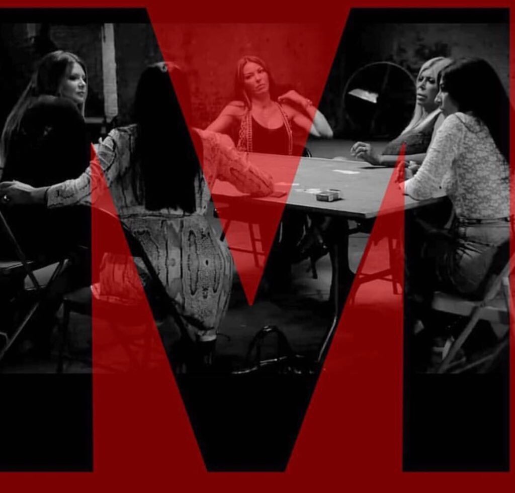 MobWives♥️ tweet media
