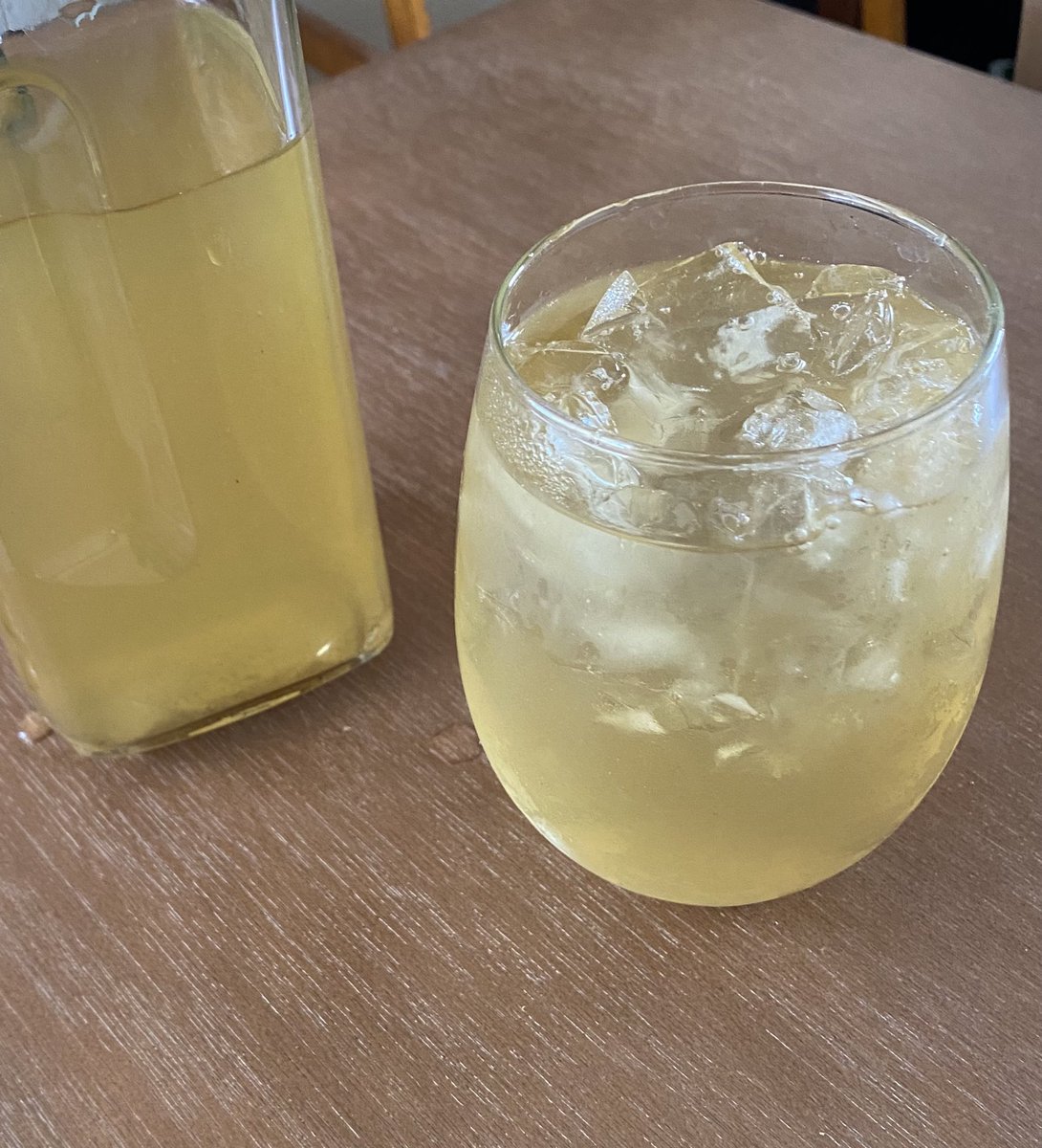 PaintWaterT's tweet photo. Jasmine Tea has my heart❤️ https://t.co/D61zVlZBcr