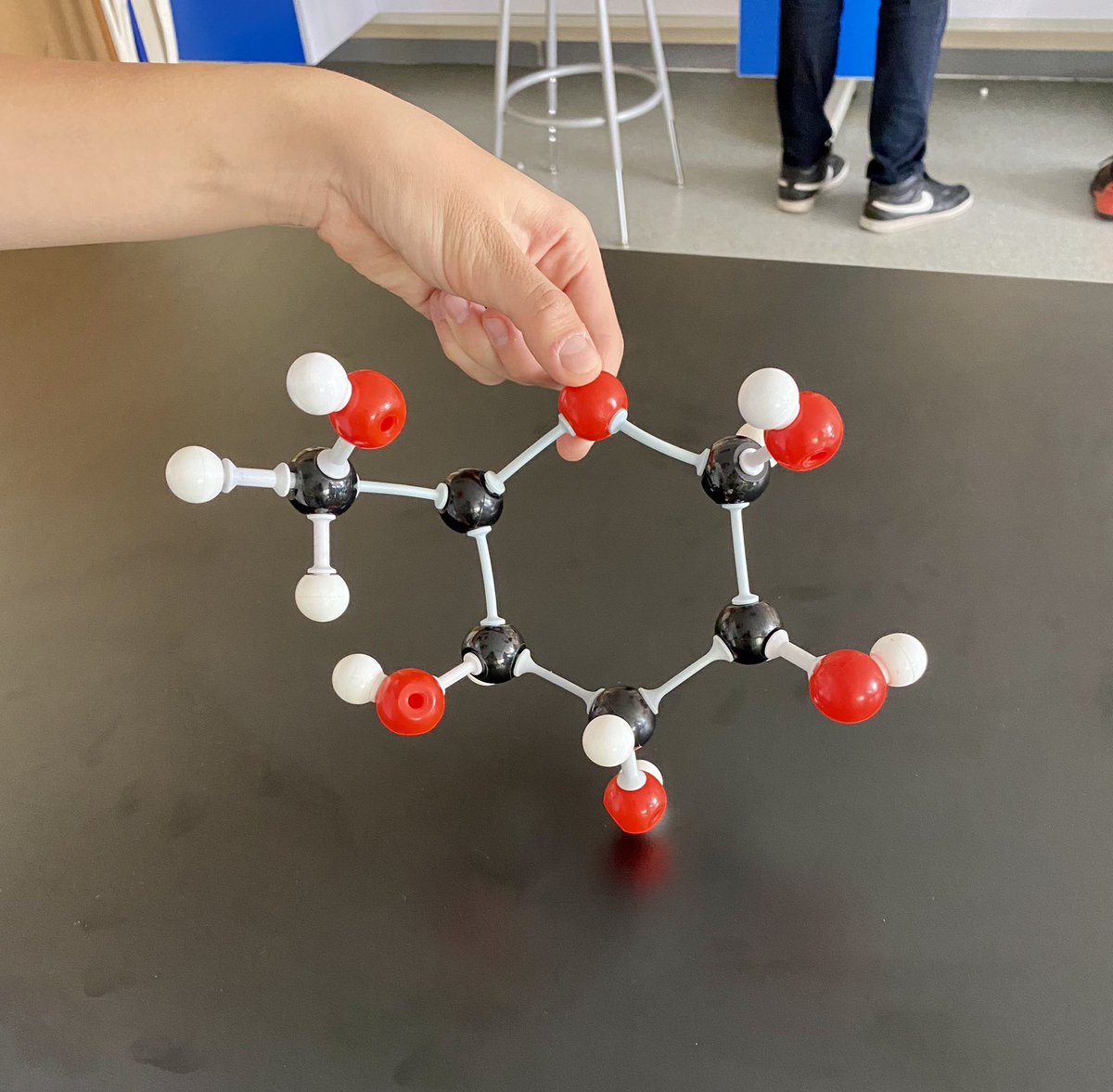 steppescience's tweet photo. DP1 Bio Ss love being back in school face-to-face. Hands-on molecule building using Molymods: ɑ &amp; 𝜷 glucose and cis &amp; trans unsaturated fatty acids #ISUMNG #ISUlearns https://t.co/Qr1EePkbmK