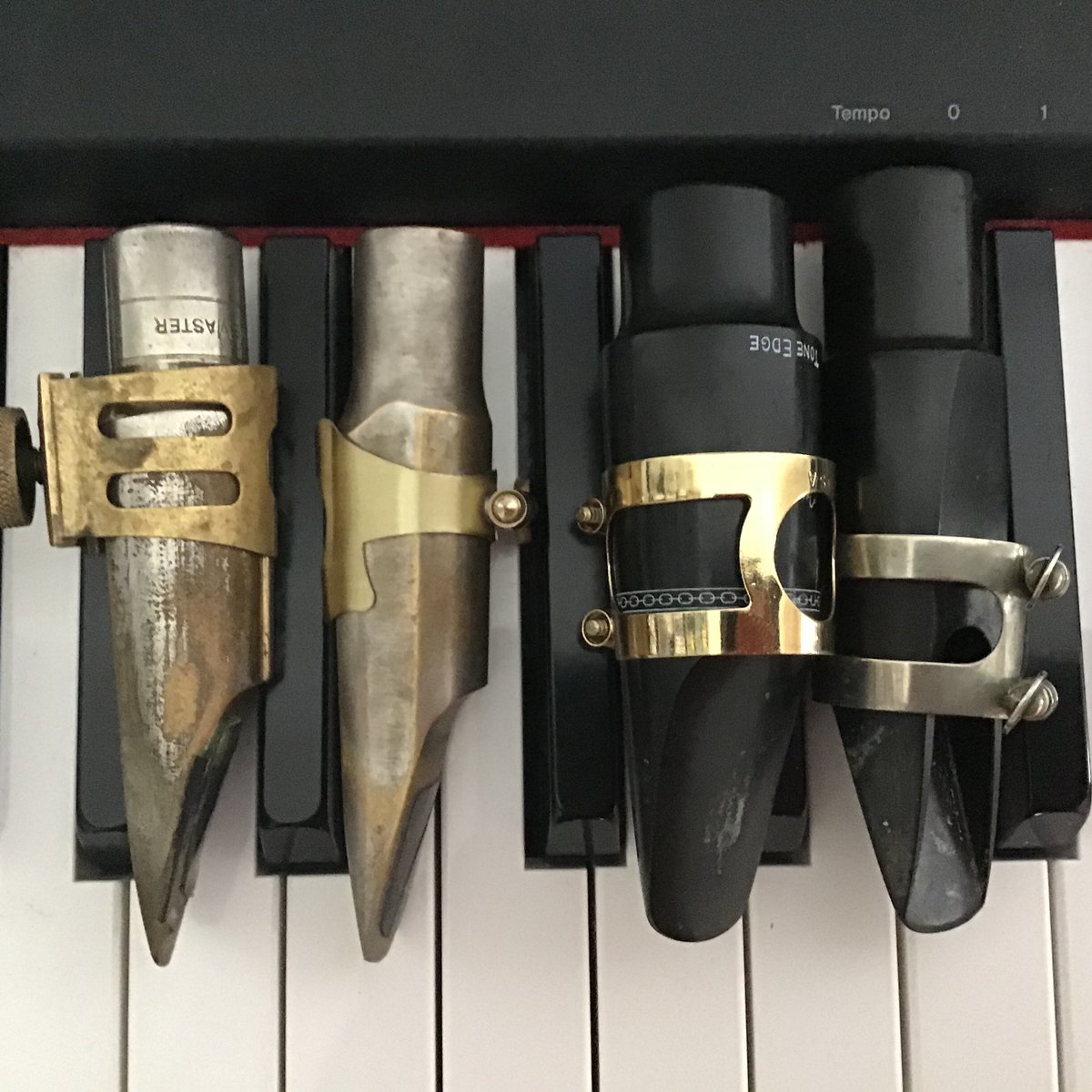GuadoBianco's tweet image. decisions, decisions. #saxophone #ottolink (x2) #lebayle #BergLarsen . #JustPickOne