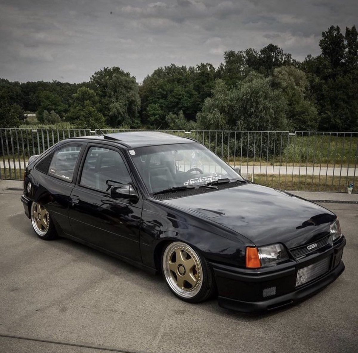 KeepinClassic's tweet photo. #KeepinClassic
#opel #astra #opelastra #astragsi #classicopel #retroopel #modifiedopel #classicvauxhall #vauxhallastra #retrovauxhall #modifiedvauxhall #opelclassic #astrasri #astramk2 #mk2astra https://t.co/bUKlnLdw7w