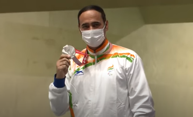 OlympicKhel's tweet photo. A recap of what #IND have achieved at the #Paralympics today 👇

✨Won 2⃣ gold medals!
✨Double podium finishes in 2 disciplines - #ShootingParaSport &amp; #ParaBadminton 

P.S - 17 medals (and counting 🤯) at #Tokyo2020 - More than 4 times as many as Rio 2016! 

Incredible. https://t.co/gg6OV6R4cl