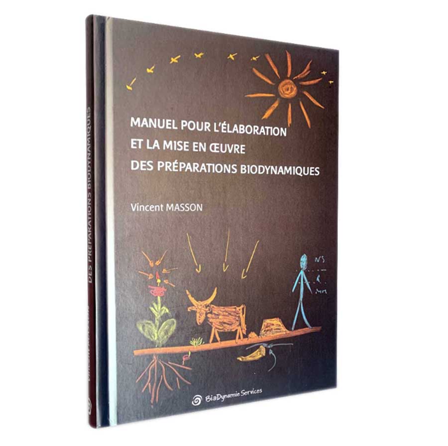 Ce manuel de Pierre et Vincent Masson est un guide pratique qui vous permettra de d'élaborer et de mettre en œuvre les préparations biodynamiques avec rigueur et efficacité. 📖 ➡️ dahu.bio/base-de-connai…
#biodynamie #masson #manuel #livre
