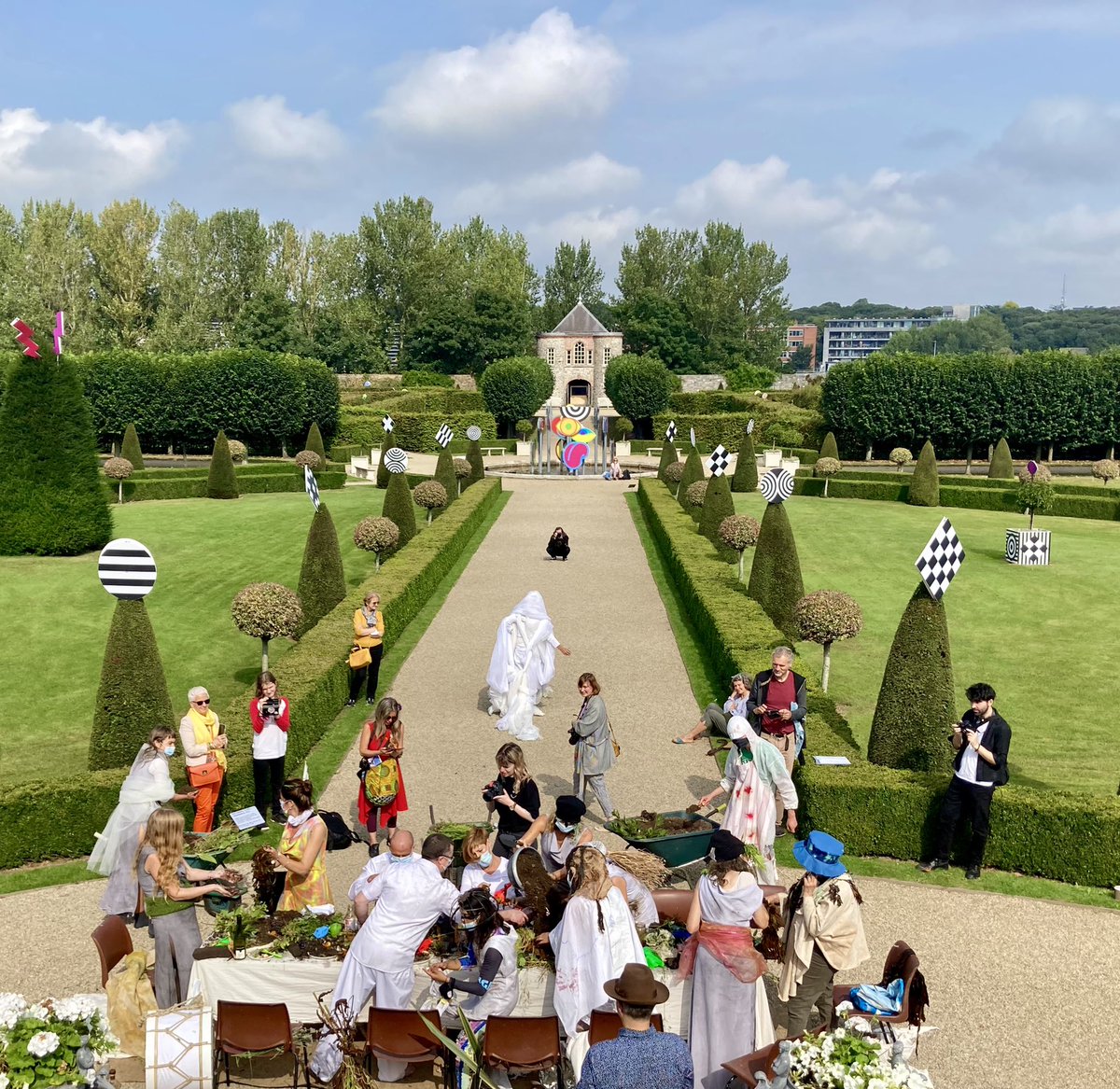 MariaCanEmb's tweet image. Wonderful piece of outdoor performance at @IMMAIreland today.