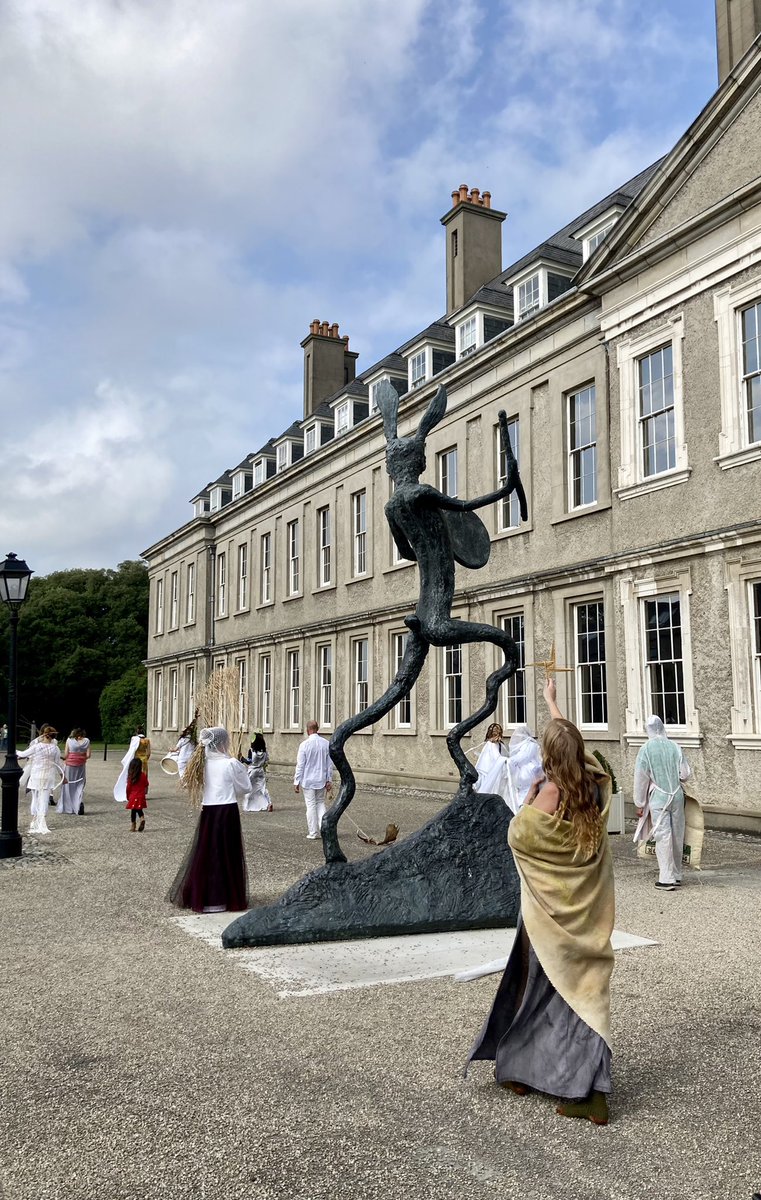 MariaCanEmb's tweet image. Wonderful piece of outdoor performance at @IMMAIreland today.