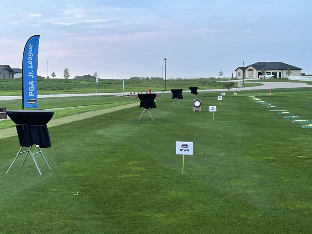 Ready, Set, Go…Day 1 of @PGAjrLeague REGIONALS <a href="/RidgeGolfClub/">The Ridge Golf Club</a> <a href="/AlexJanssenGolf/">Alex Janssen</a> <a href="/kaplate/">Karrie VanRavenswaay</a> <a href="/Ridgeturf/">Stephen Roseberry</a>