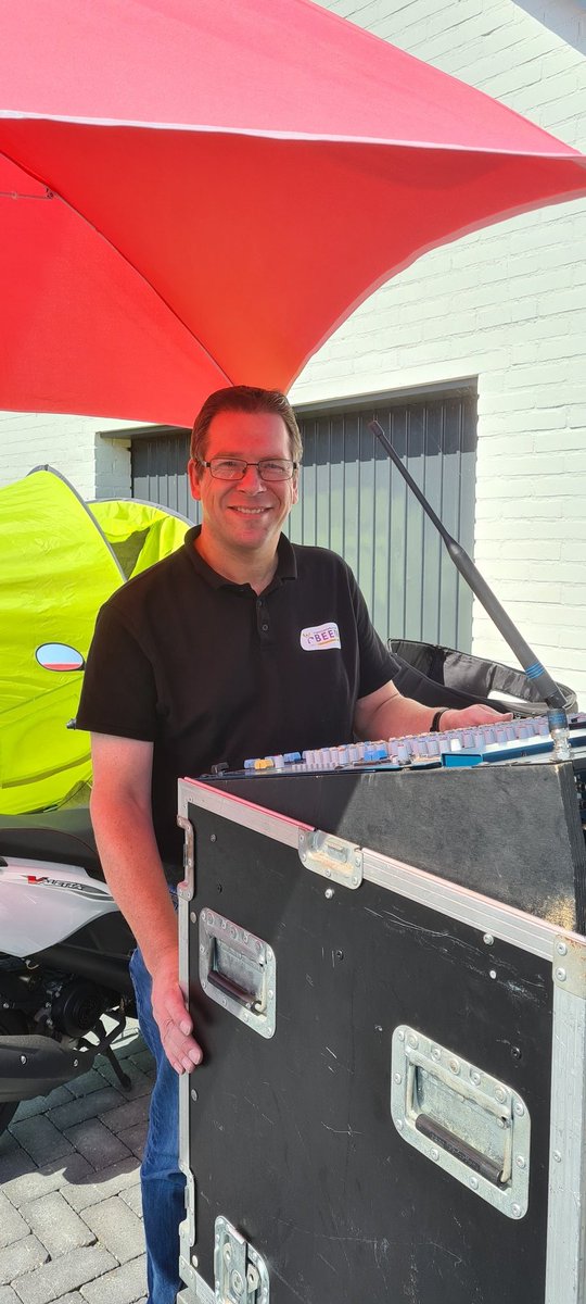 JimterMeulen's tweet photo. Weer mijn 1ste optreden na 2 jaar! https://t.co/DlwC2IGumh
