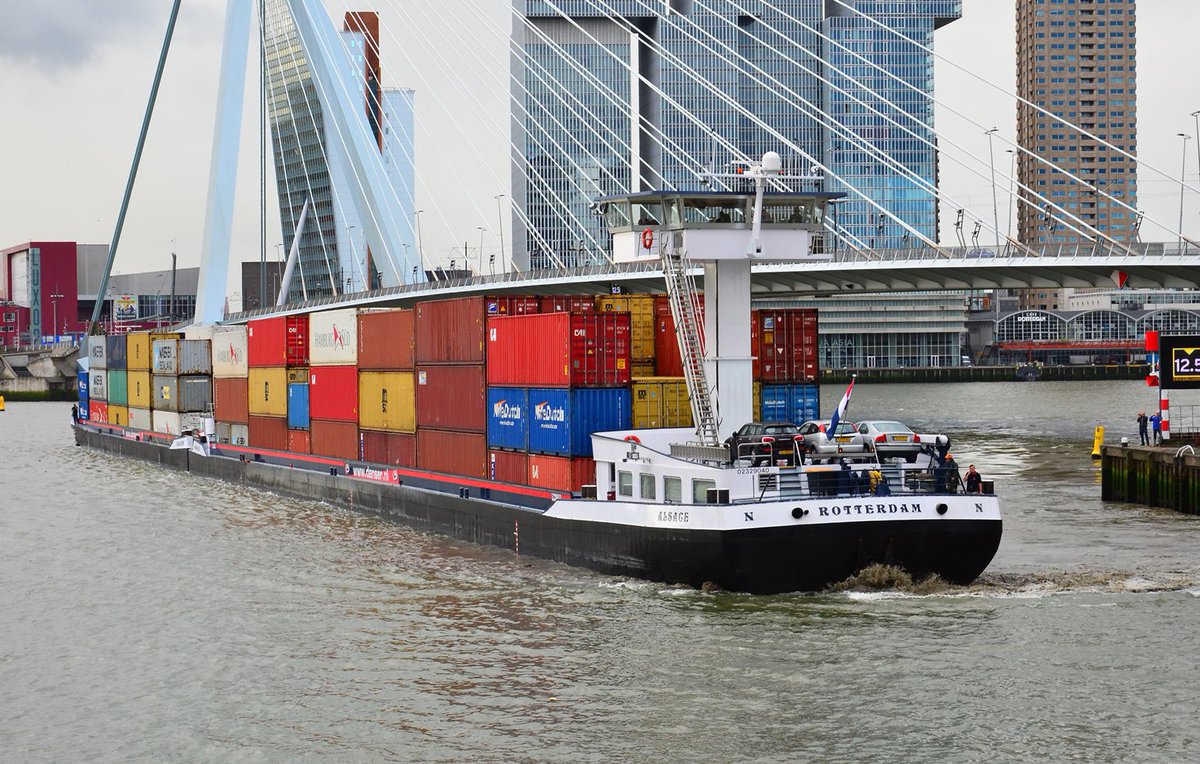 Zaterdag is het precies 25 jaar geleden dat de Erasmusbrug in Rotterdam werd geopend. #Erasmusbrug