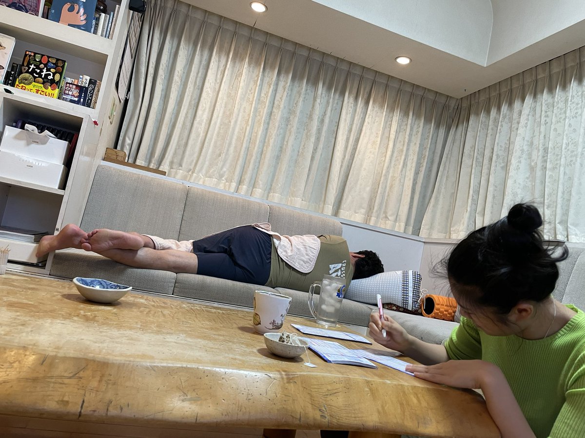 yomeyoshiko224's tweet photo. 寝言「もしもし」 https://t.co/JilLdeXSku