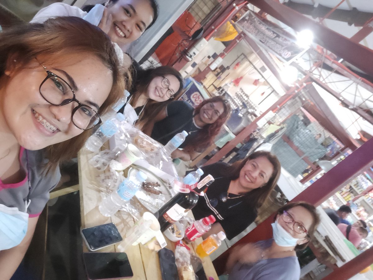 itsRM_Eclipse's tweet photo. Celebrating KathNiel's 10th year Anniversary with KDKN Negros Occidental. 💙💙💙
#KathNielIsangDekada

Next time ulit guys! 💙
Bitin gd kay damo pa chika 🤣🤣🤣
@iamprincezha @bernanasplit @MeeLaydee58 @Bids32197 https://t.co/X8XR3D7ZKc