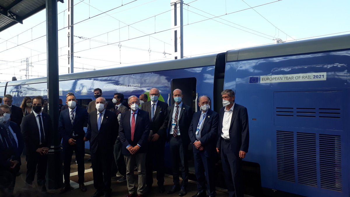 Connecting Europe Express arrives in France