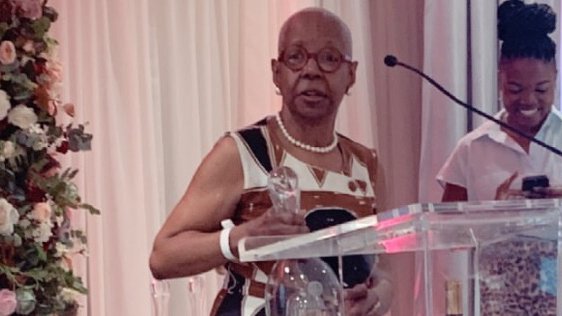 Dottie was honored as a legend at the Wine and Culture Fest in Atlanta. It was an incredible three days and we are deeply touched. We also got to meet so many leaders, legends and heroes. Thank you. <a href="/thehuesociety/">The Hue Society</a> @grapecollective