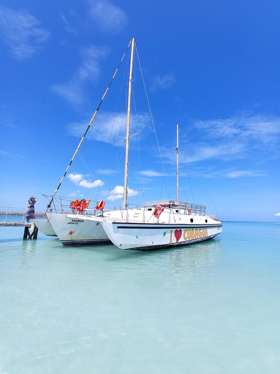 cardiorunning_'s tweet photo. @atusaludenlinea Podría haber dicho mochima o Morrocoy pero hacee unas semana conocí Cubagua y me pareció impresionante https://t.co/QeLY0r8wqC