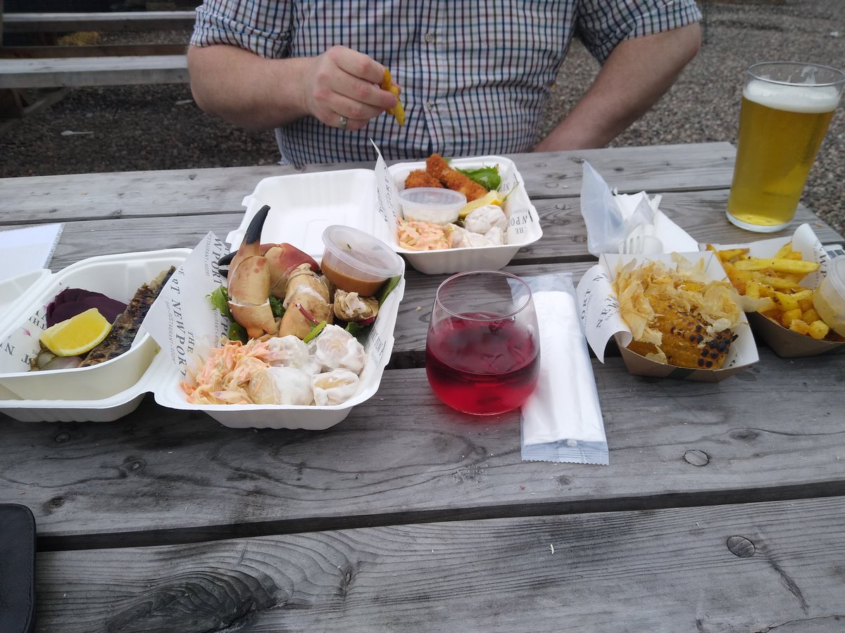 Lisa Chiles (@mrsannelidworm) on Twitter photo Super Saturday Seafood at <a href="/The_Newport/">The Newport Restaurant</a> & Shipwreck Seafood once again. This is getting to be a (very nice) habit 😋 Super Saturday Seafood at <a href="/The_Newport/">The Newport Restaurant</a> & Shipwreck Seafood once again. This is getting to be a (very nice) habit 😋