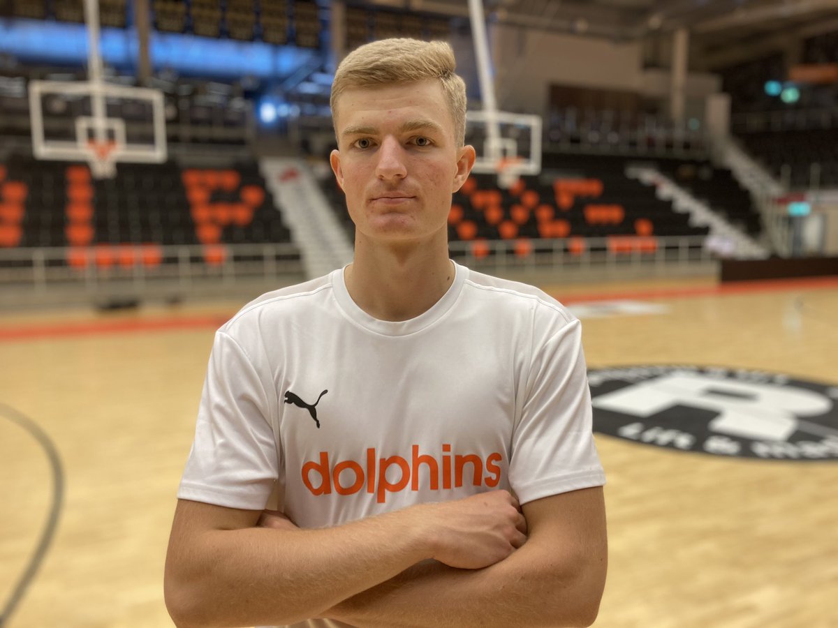 DolphinsBasket's tweet photo. FRAMTIDEN! 🙌

17-årige talangen Rasmus Westerlund, tredje året på Basketgymnasiet, har under försäsongen tränat med SBL-truppen och visat framfötterna.
Så pass att han packar väskan och följer med till Litauen och Viking Lotto Cup.

#förNorrköping #dolphinsbasket #SBL #basketse https://t.co/yfSXqRRM2D