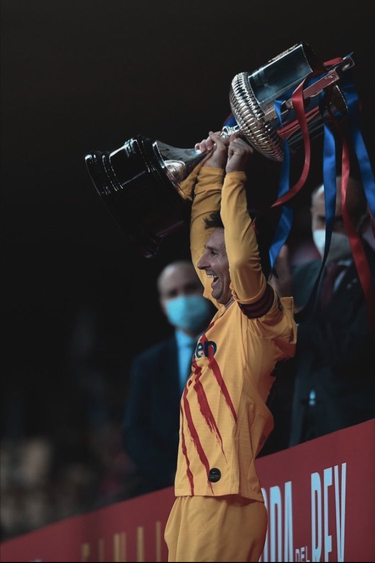 MessiFCX17's tweet photo. The only                       The only 
goalscorer with        Playmaker with
300 + assists            300 + goals https://t.co/IsFvpeyun2