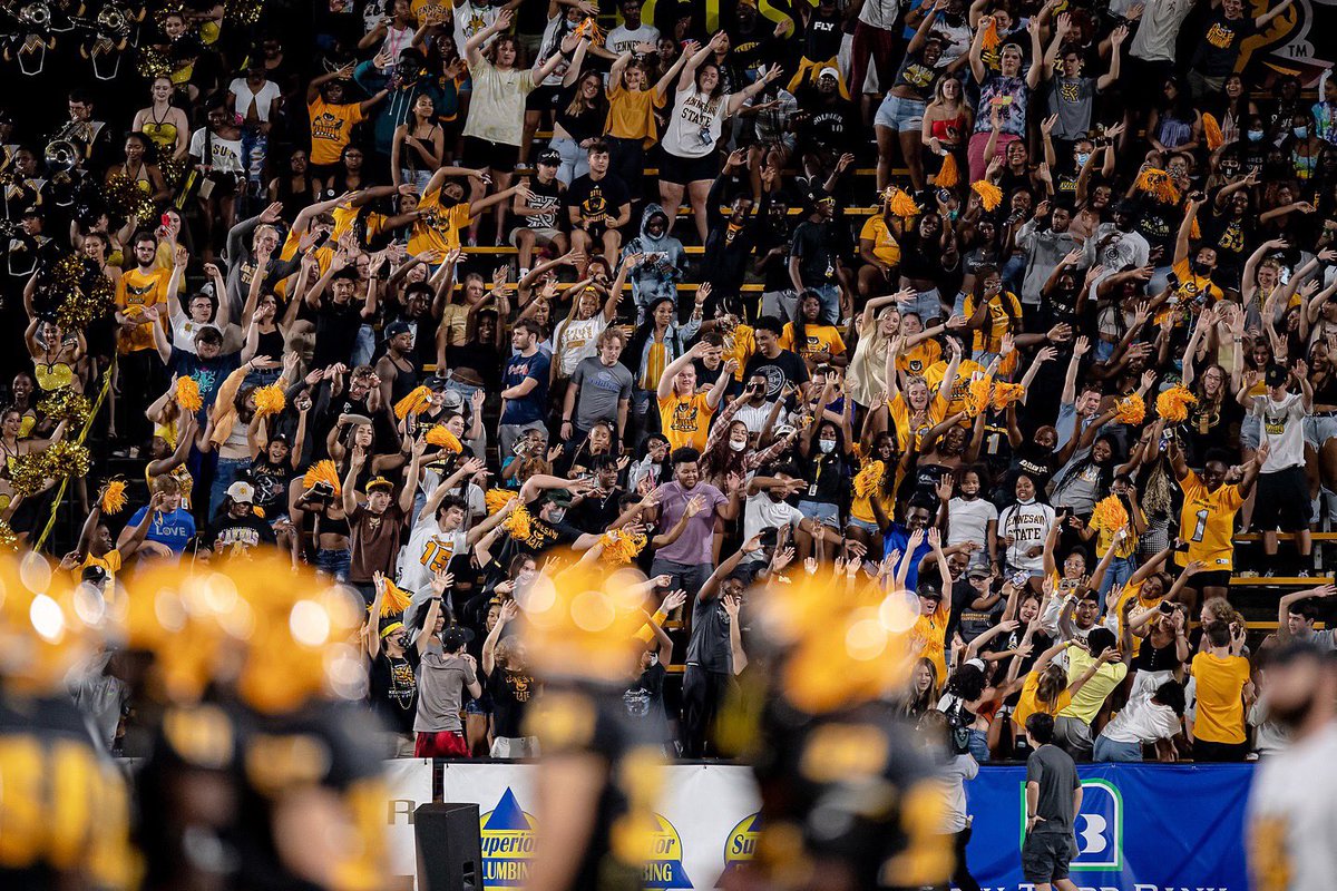 kennesawstfb's tweet photo. THANK YOU @kennesawstate students for showing up and being LOUD 🔊

You helped set a new student attendance mark! Now let’s break it Oct.2! 

#GoldStandard | #OneKS https://t.co/bZVDZY2nHO