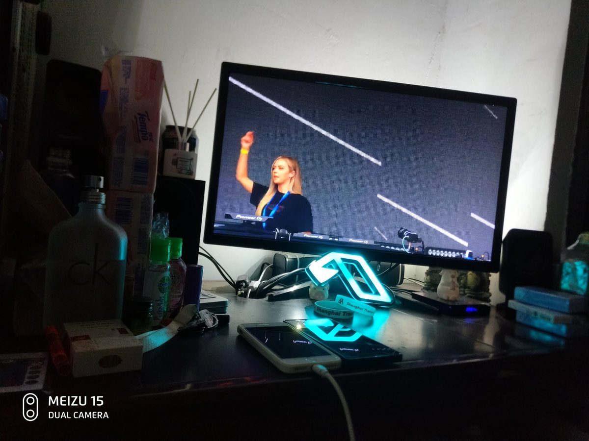 stephenluke__'s tweet image. push the button from china#ABGT450#above&amp;amp;beyond