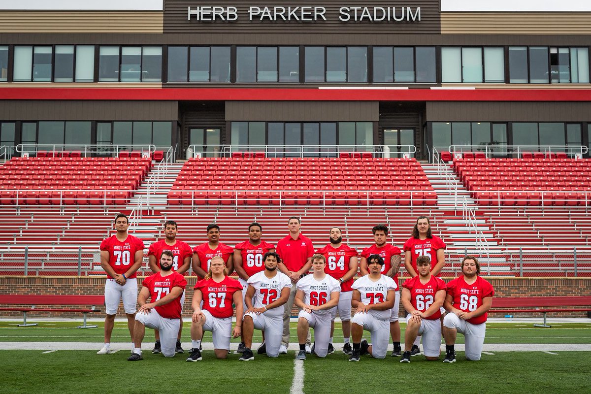DanFriend84's tweet photo. Game Day! Proud of this group and their #DamBuilding during Fall Camp.
#RuntoWin #BuildTheDam https://t.co/DO3wgfO06P