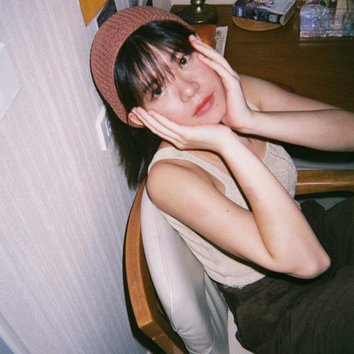 ForLoverWee1's tweet photo. น้องครับ ทำไมพี่ถึงรักน้องจัง 🤎 #WeeBNK48 https://t.co/WvTOdIAZ9b