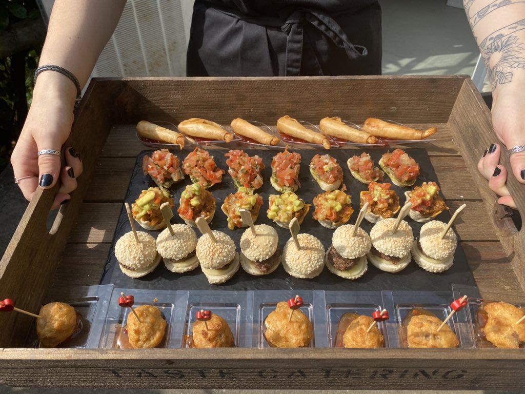 #Canapes for today’s #Sometsetwedding <a href="/Pennard_House/">Pennard House</a> Thai salmon fish cakes, mini burgers, tortilla cups filled with spicy chilli and avocado salsa, king prawns with sweet chilli sauce
