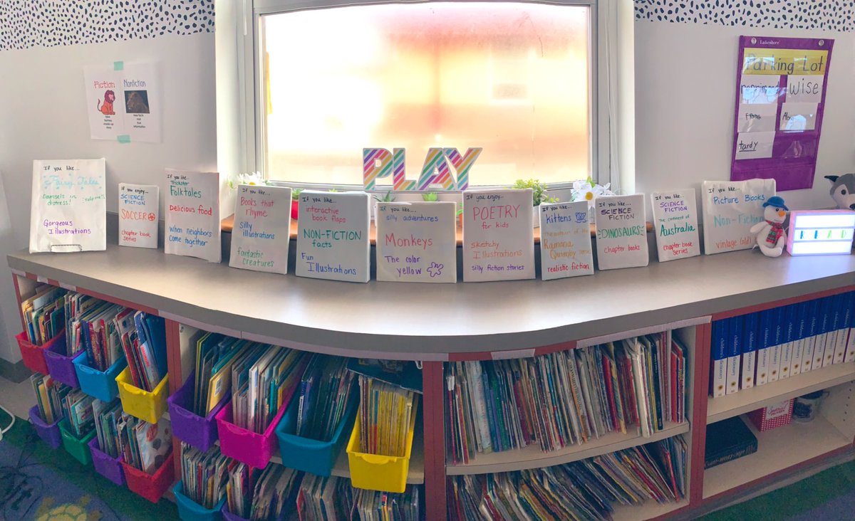 DZLZuniga's tweet photo. Yesterday we went on a Blind Date with a Book. Students chose a mystery book to unwrap based on clues and yes, they had to date their book a bit before deciding if they enjoyed their time together. ❤️ Don’t judge a book by its cover! https://t.co/stK8PTY0QD