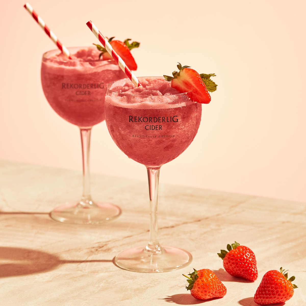 You can find us clinging on to Summer with our Strawberry-Lime #RekorderligFrusen 🍓🧊😍

Have you tried our frozen slushie ciders yet? 

Please Drink Responsibly